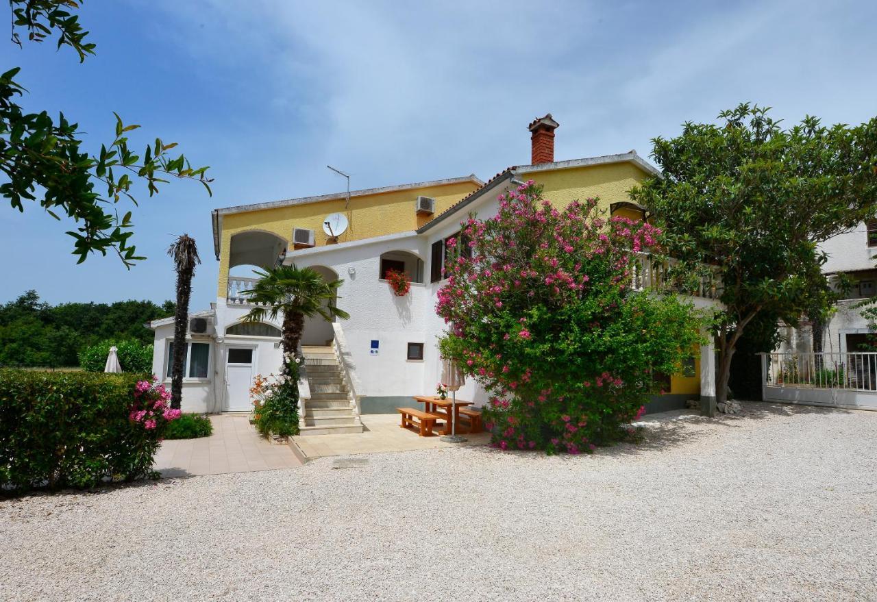 Apartments Ella Poreč Buitenkant foto