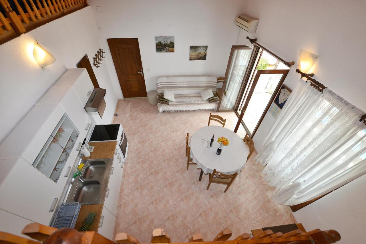 Apartments Ella Poreč Buitenkant foto